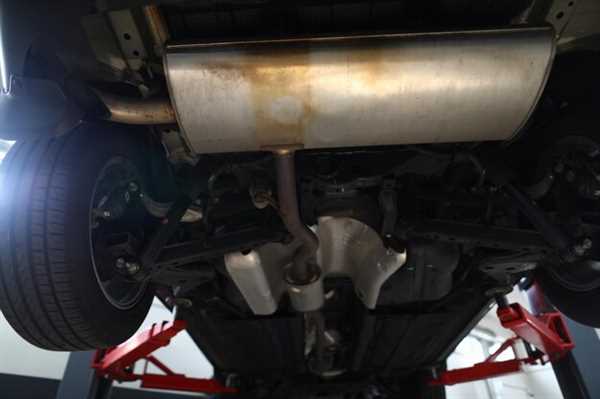 How Exhaust Leaks Affect Fuel Consumption and Power Output